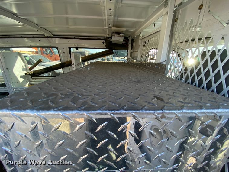 image for item DH7028 2010 Ford E350  van