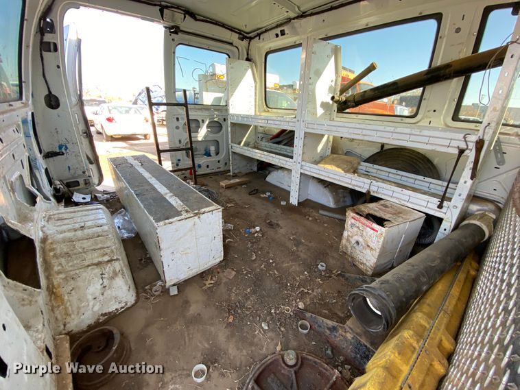 image for item DH7028 2010 Ford E350  van