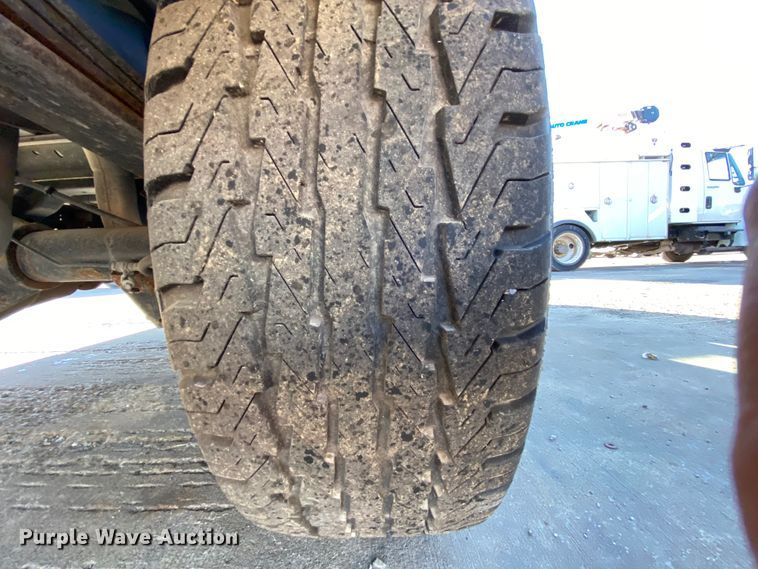 image for item DH7028 2010 Ford E350  van