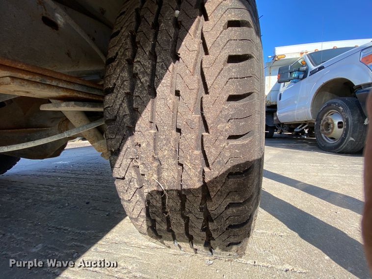 image for item DH7028 2010 Ford E350  van