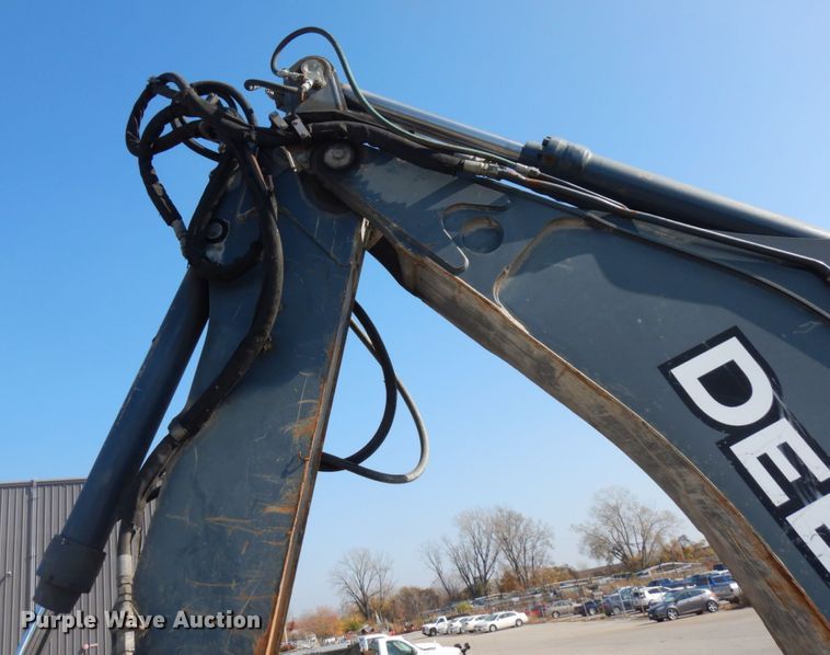 image for item DH7031 2009 John Deere 710J  backhoe