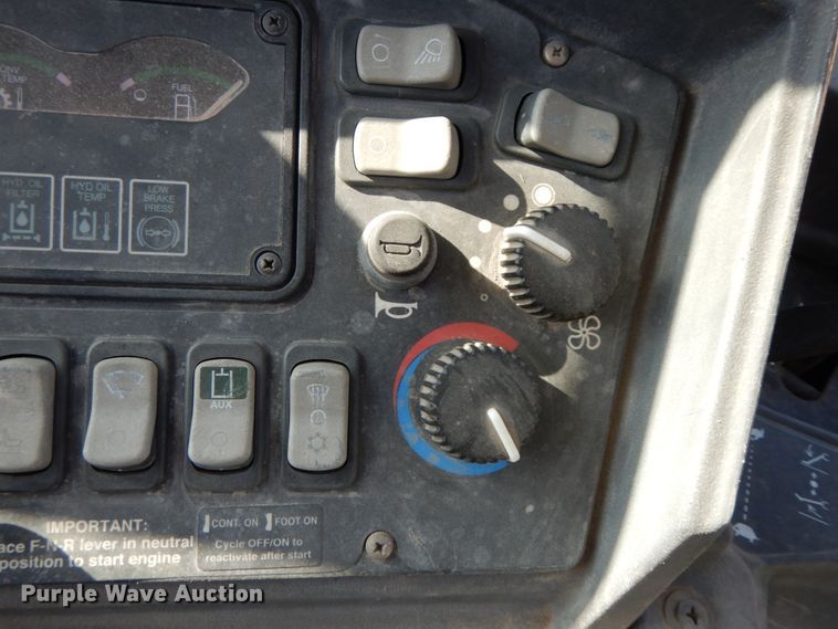 image for item DH7032 2007 John Deere 710G  backhoe