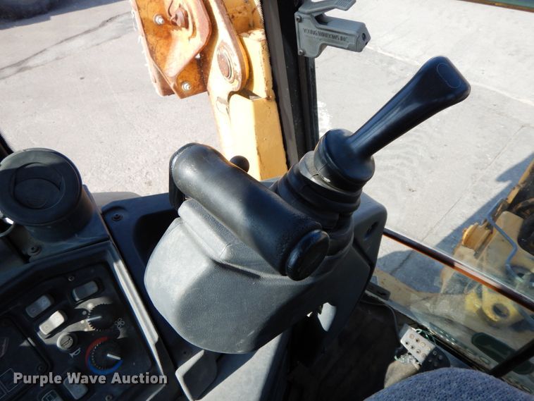 image for item DH7032 2007 John Deere 710G  backhoe