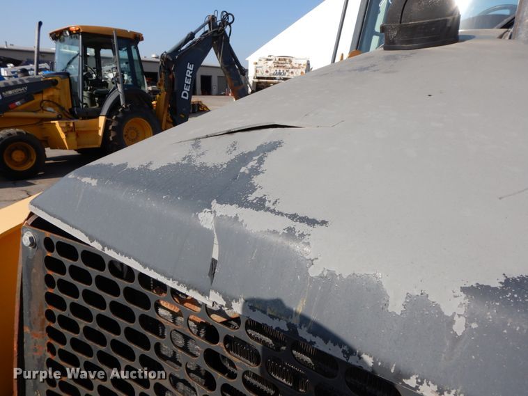 image for item DH7032 2007 John Deere 710G  backhoe