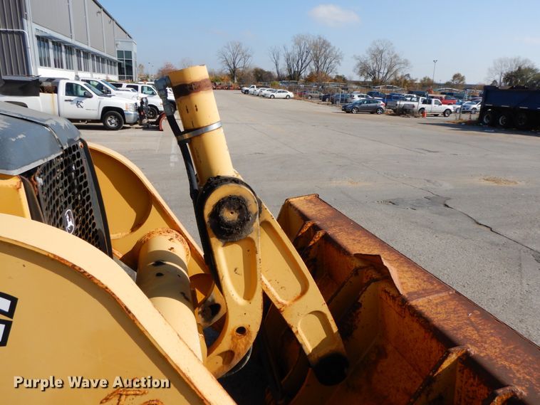 image for item DH7032 2007 John Deere 710G  backhoe