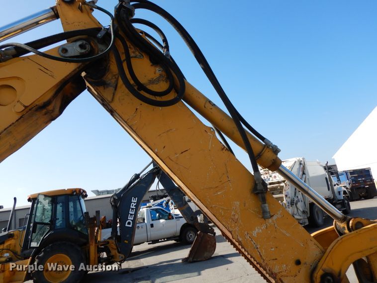 image for item DH7032 2007 John Deere 710G  backhoe