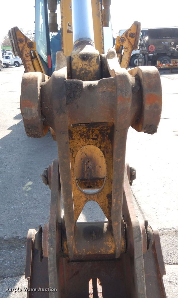 image for item DH7032 2007 John Deere 710G  backhoe