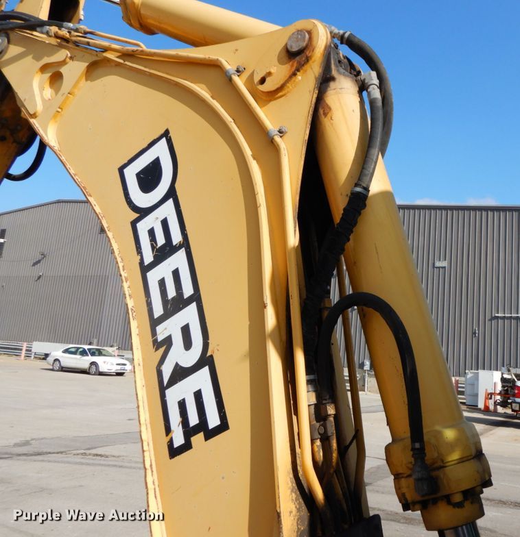 image for item DH7032 2007 John Deere 710G  backhoe