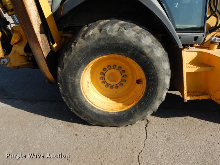 image for item DH7032 2007 John Deere 710G  backhoe