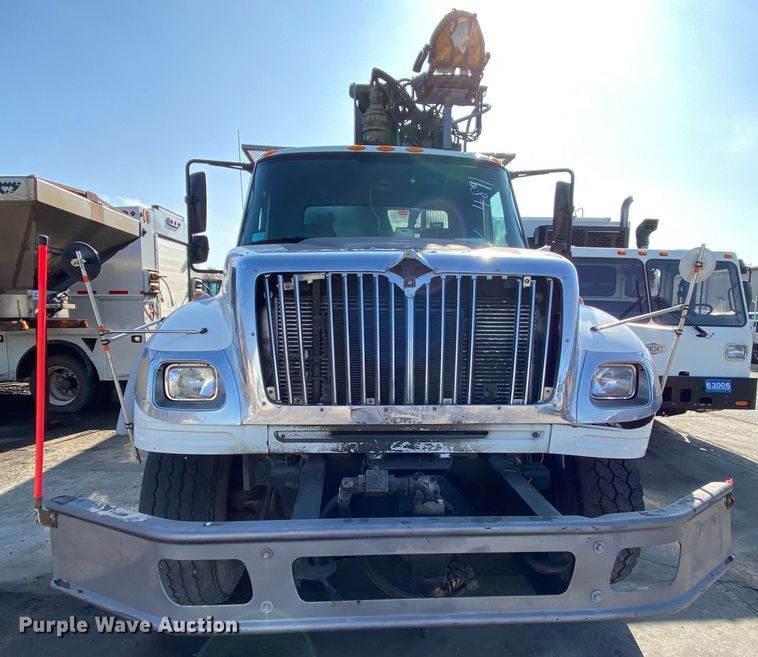 image for item DH7034 2007 International 7600  refuse truck