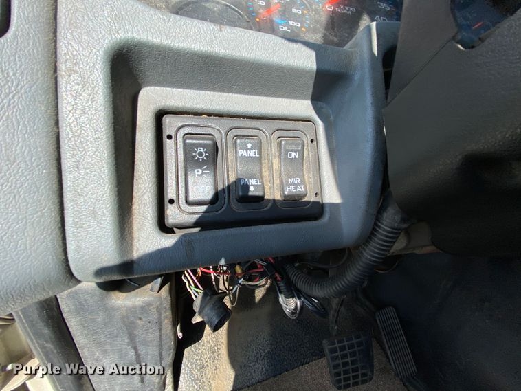 image for item DH7034 2007 International 7600  refuse truck