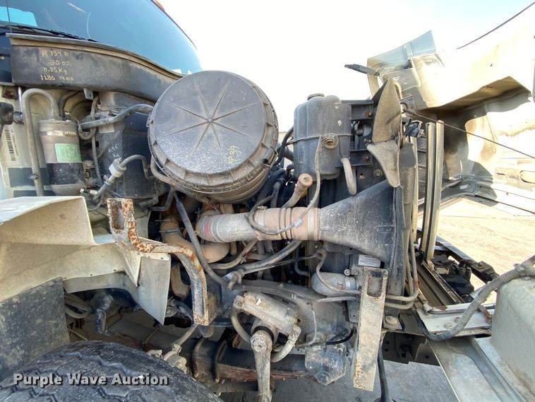 image for item DH7034 2007 International 7600  refuse truck