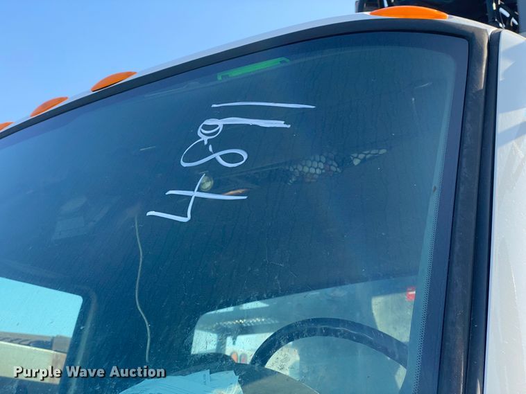 image for item DH7034 2007 International 7600  refuse truck