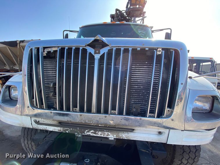 image for item DH7034 2007 International 7600  refuse truck