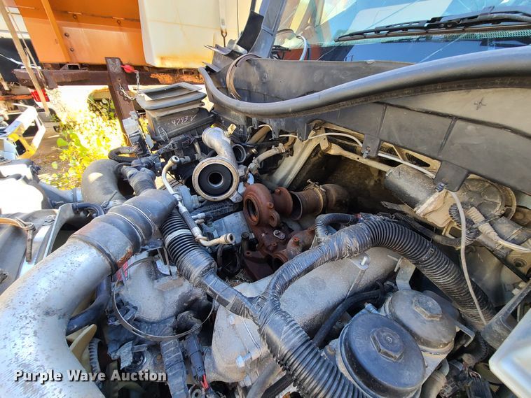 image for item DH7035 2014 International DuraStar  utility bed