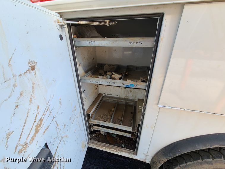 image for item DH7035 2014 International DuraStar  utility bed