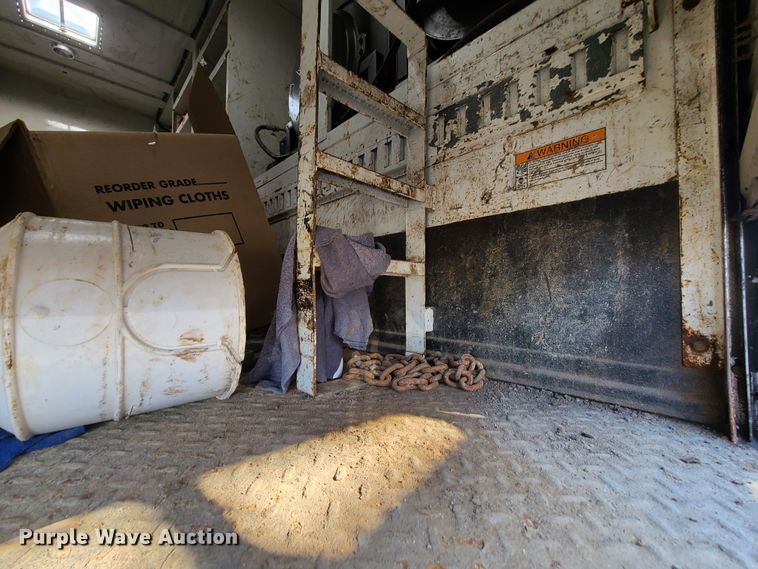 image for item DH7035 2014 International DuraStar  utility bed