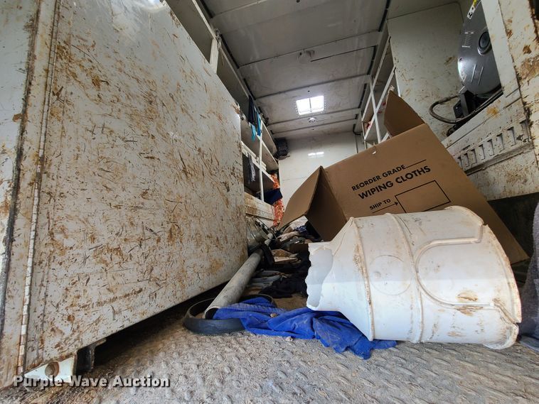 image for item DH7035 2014 International DuraStar  utility bed