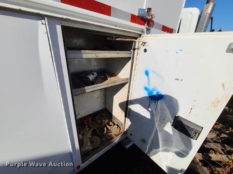 image for item DH7035 2014 International DuraStar  utility bed