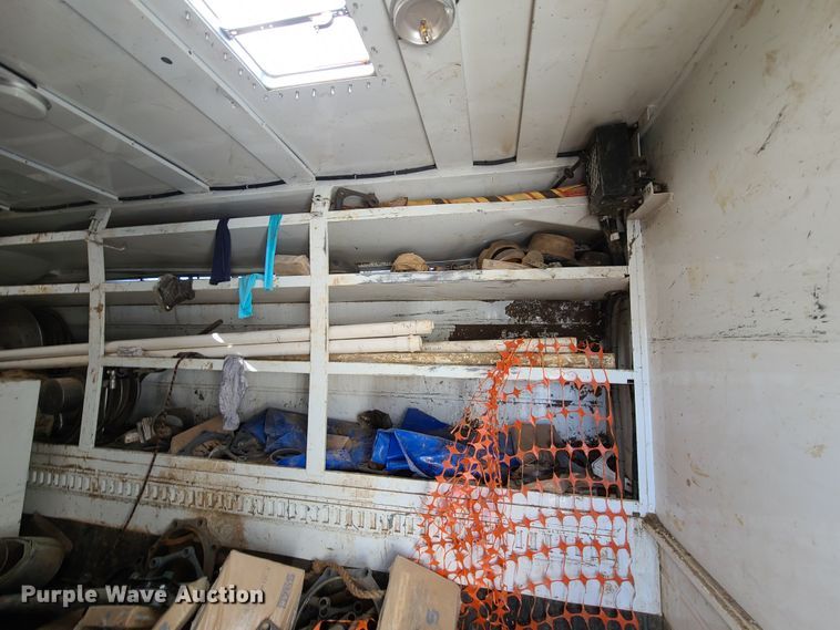 image for item DH7035 2014 International DuraStar  utility bed