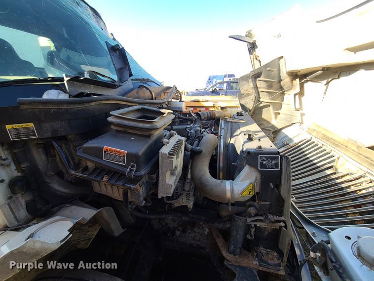 image for item DH7035 2014 International DuraStar  utility bed