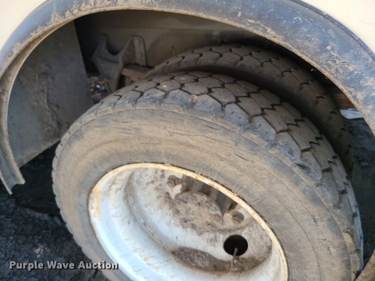 image for item DH7035 2014 International DuraStar  utility bed