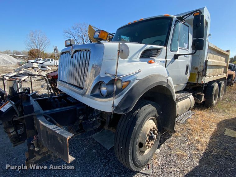 image for item DH7038 2012 International 7500  dump truck