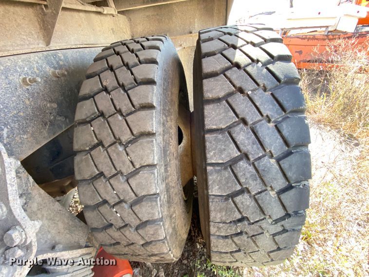 image for item DH7038 2012 International 7500  dump truck