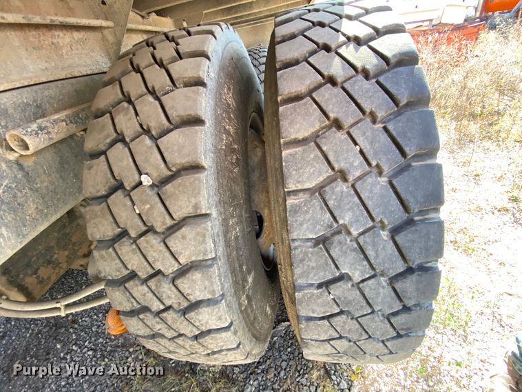 image for item DH7038 2012 International 7500  dump truck