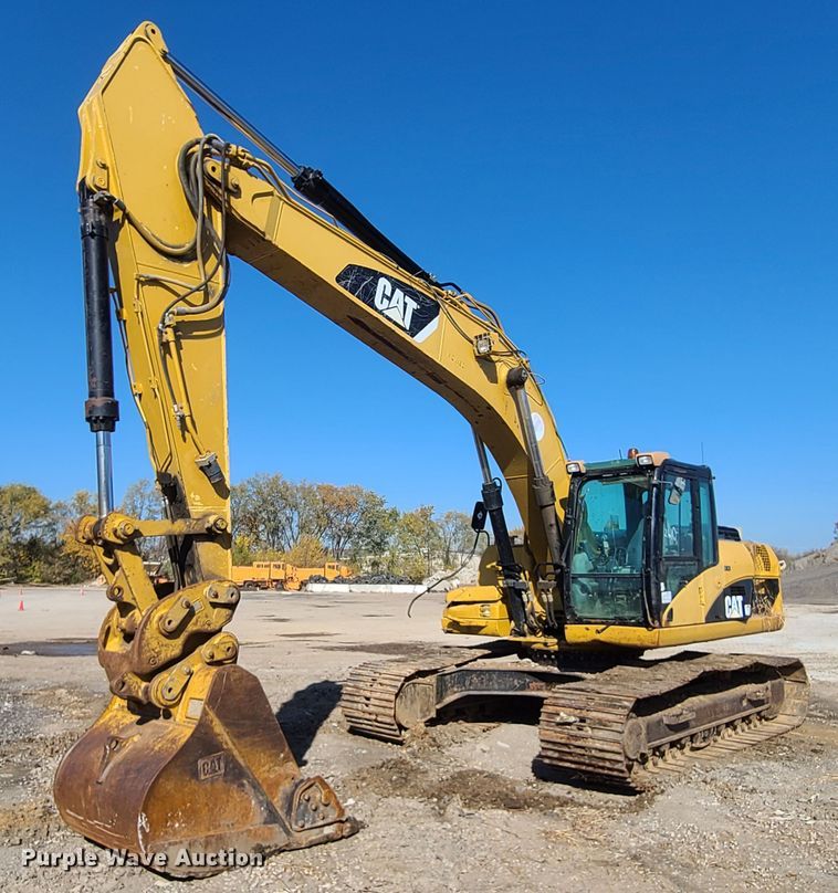 image for item DH7039 2008 Caterpillar 324D  excavator