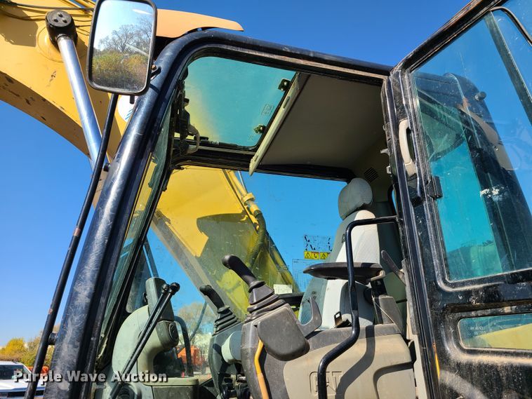 image for item DH7039 2008 Caterpillar 324D  excavator
