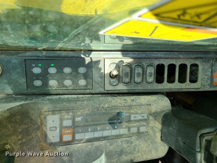 image for item DH7039 2008 Caterpillar 324D  excavator