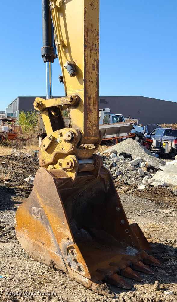 image for item DH7039 2008 Caterpillar 324D  excavator