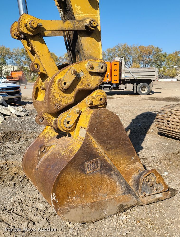 image for item DH7039 2008 Caterpillar 324D  excavator