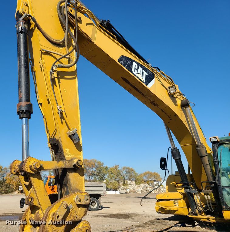 image for item DH7039 2008 Caterpillar 324D  excavator