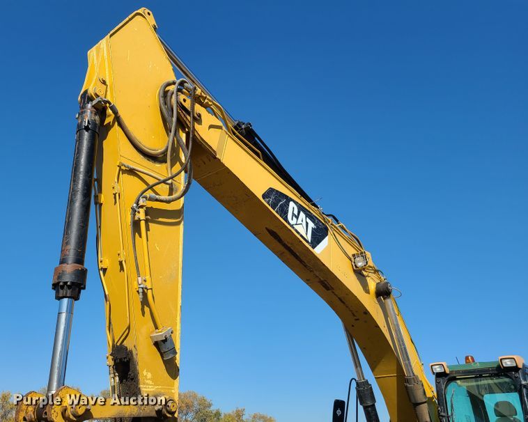 image for item DH7039 2008 Caterpillar 324D  excavator