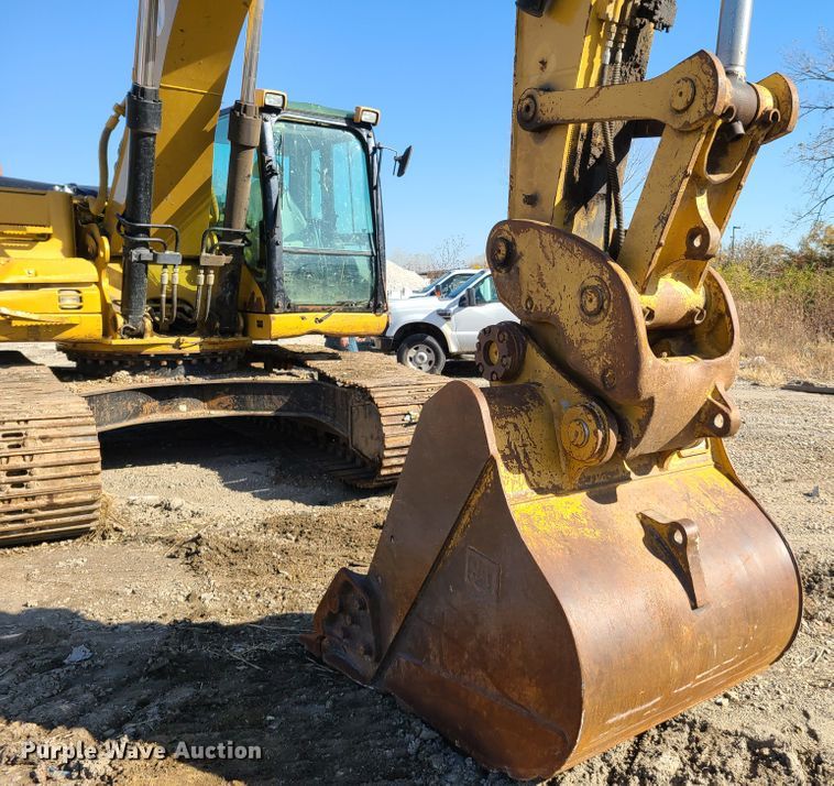 image for item DH7039 2008 Caterpillar 324D  excavator