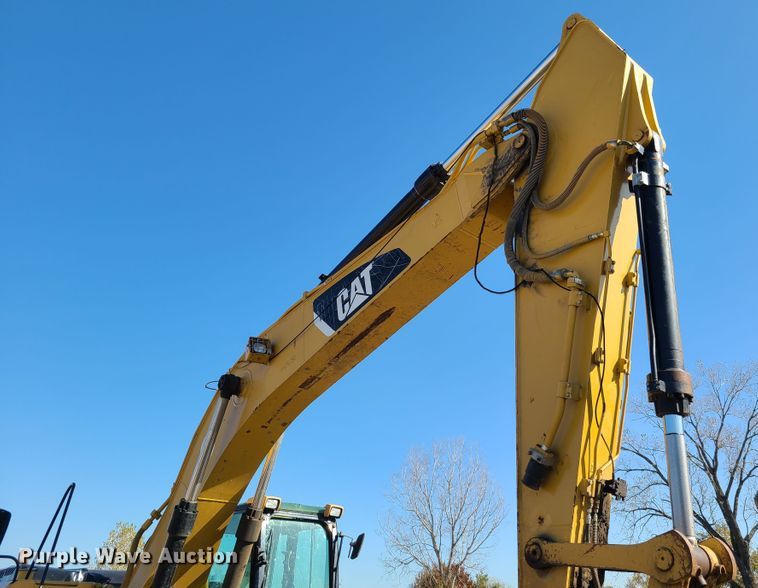 image for item DH7039 2008 Caterpillar 324D  excavator