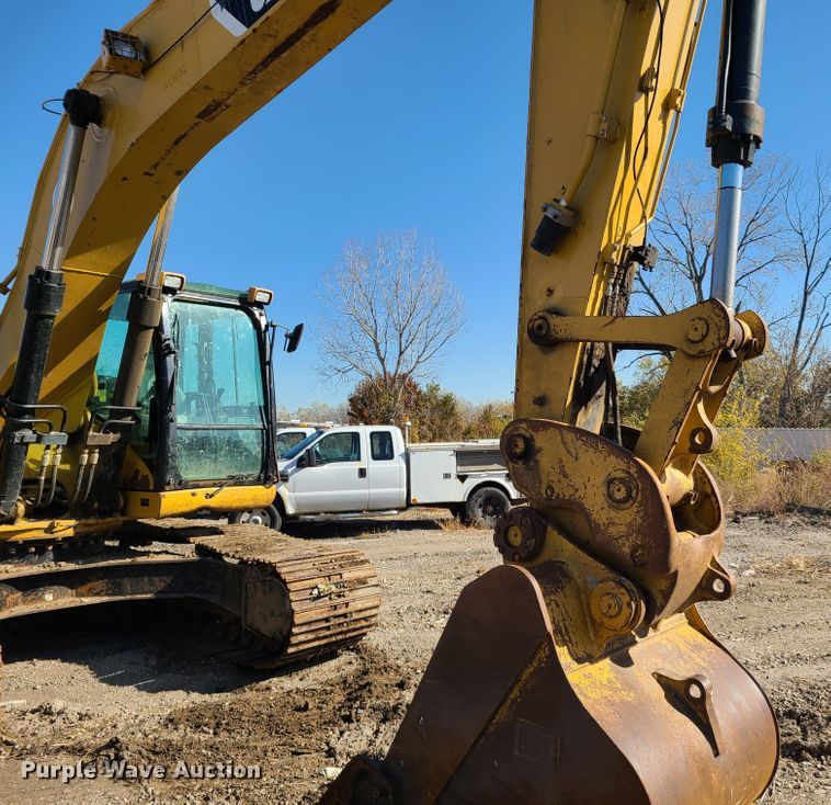 image for item DH7039 2008 Caterpillar 324D  excavator