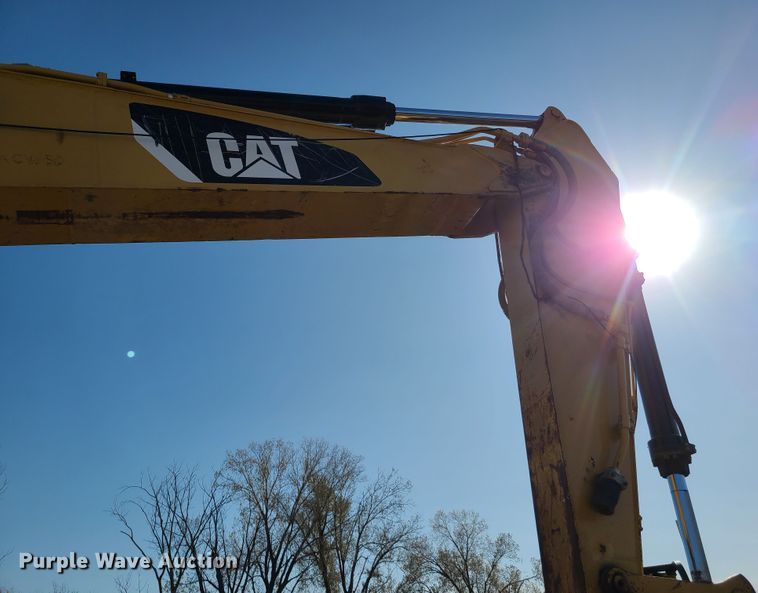 image for item DH7039 2008 Caterpillar 324D  excavator