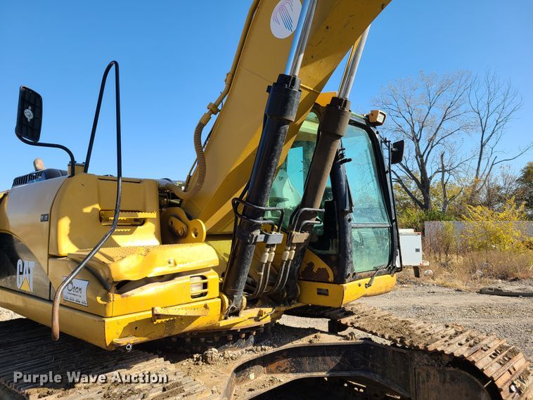 image for item DH7039 2008 Caterpillar 324D  excavator