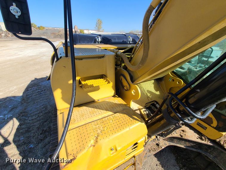 image for item DH7039 2008 Caterpillar 324D  excavator