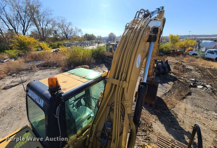 image for item DH7039 2008 Caterpillar 324D  excavator