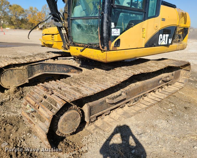 image for item DH7039 2008 Caterpillar 324D  excavator