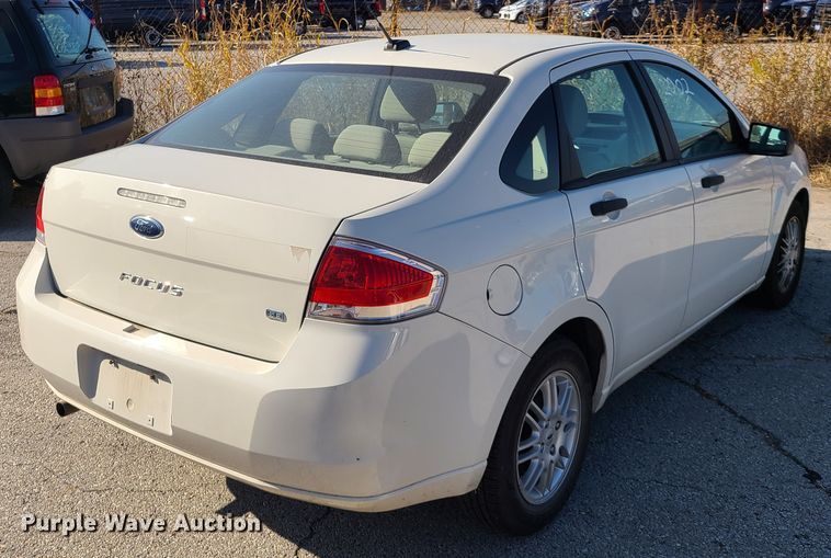 image for item DH7043 2011 Ford Focus