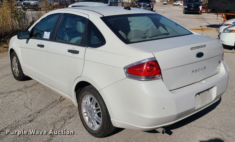 image for item DH7043 2011 Ford Focus
