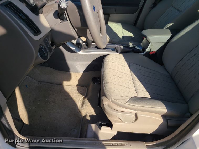 image for item DH7043 2011 Ford Focus