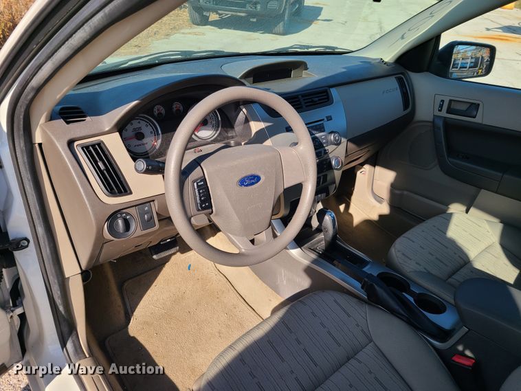 image for item DH7043 2011 Ford Focus