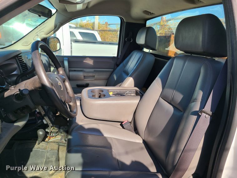 image for item DH7048 2009 Chevrolet Silverado 3500HD  pickup truck