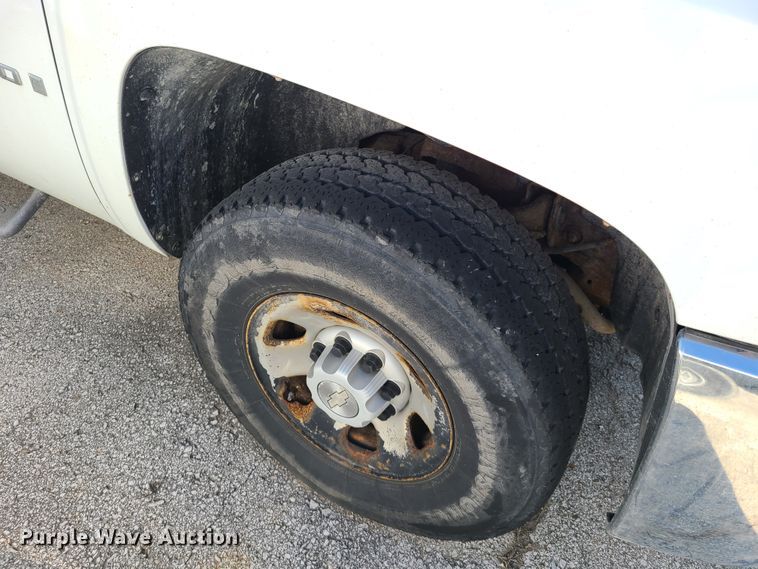 image for item DH7048 2009 Chevrolet Silverado 3500HD  pickup truck